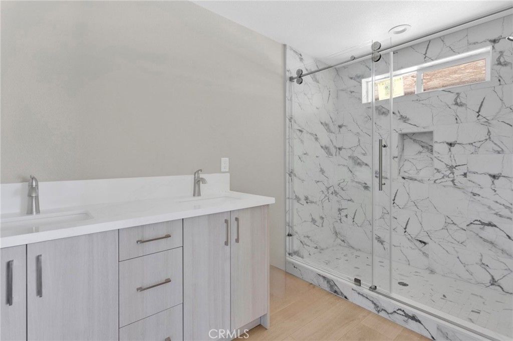 Image 15 of property listing at 15025 Olive St, Hesperia, CA 92345