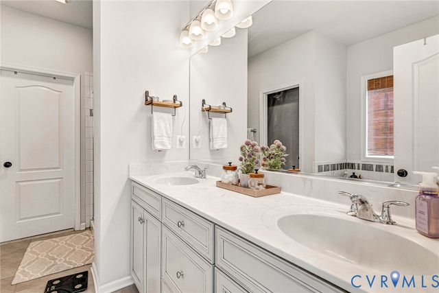 10536 Brightstone Dr, Midlothian, VA 23112