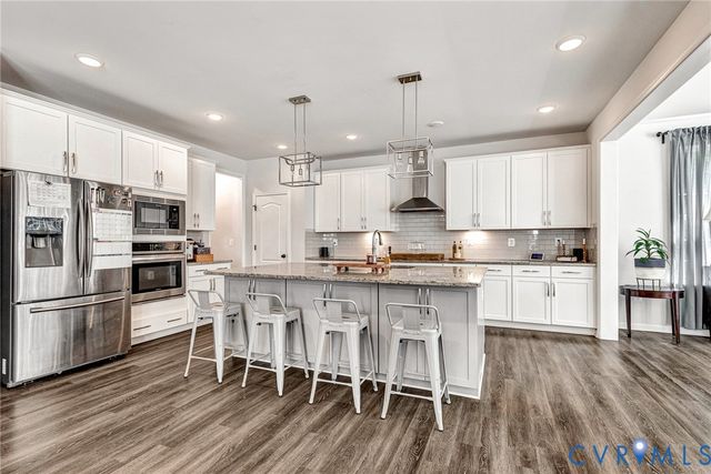 10536 Brightstone Dr, Midlothian, VA 23112