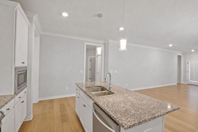917 Plowson Rd, Mount Juliet, TN 37122