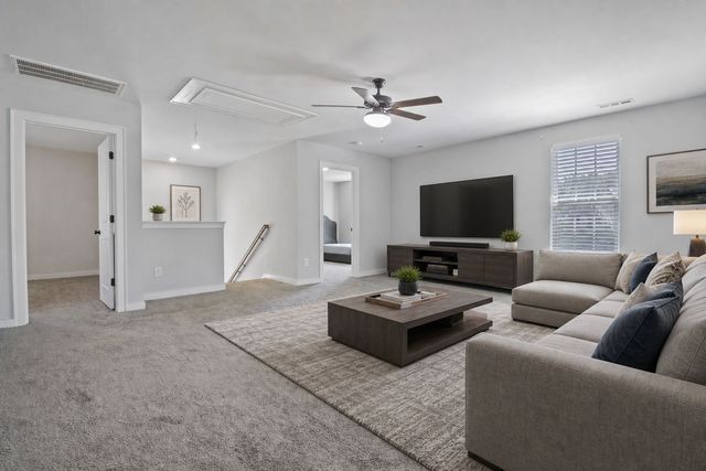 917 Plowson Rd, Mount Juliet, TN 37122
