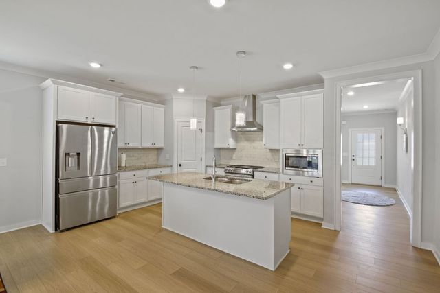 917 Plowson Rd, Mount Juliet, TN 37122