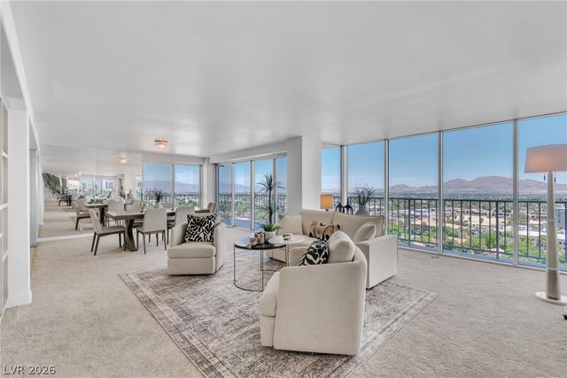 3111 Bel Air Drive 18B, Las Vegas, NV 89109