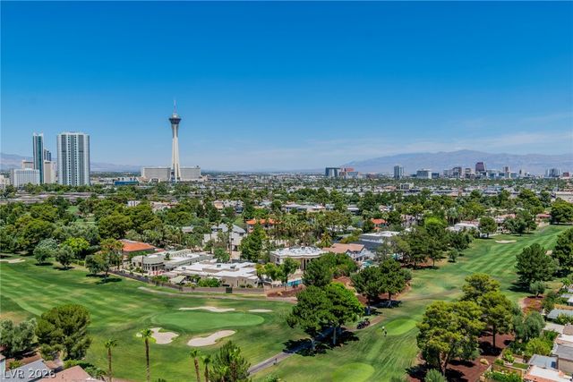 3111 Bel Air Drive 18B, Las Vegas, NV 89109