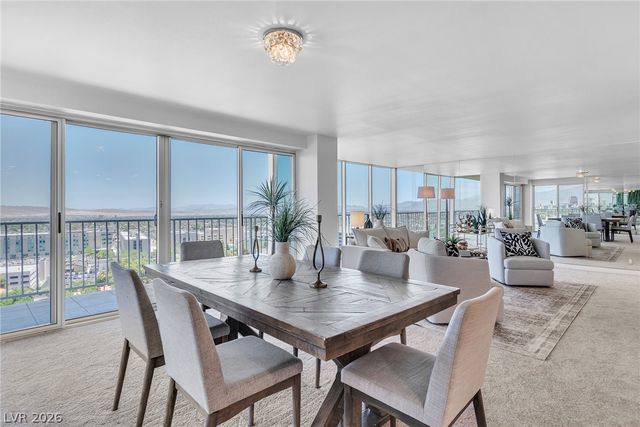 3111 Bel Air Drive 18B, Las Vegas, NV 89109