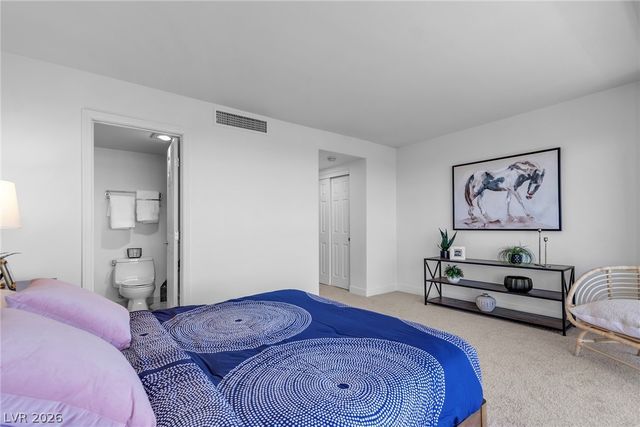 3111 Bel Air Drive 18B, Las Vegas, NV 89109
