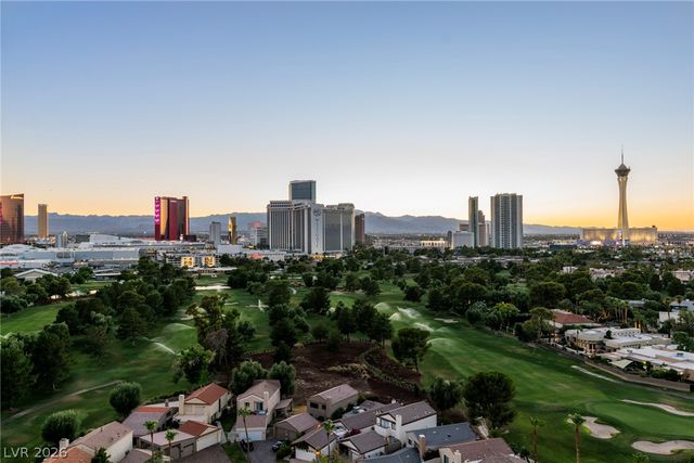 3111 Bel Air Drive 18B, Las Vegas, NV 89109