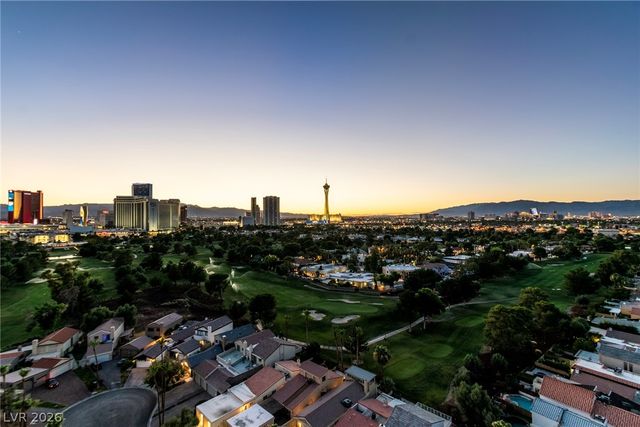 3111 Bel Air Drive 18B, Las Vegas, NV 89109