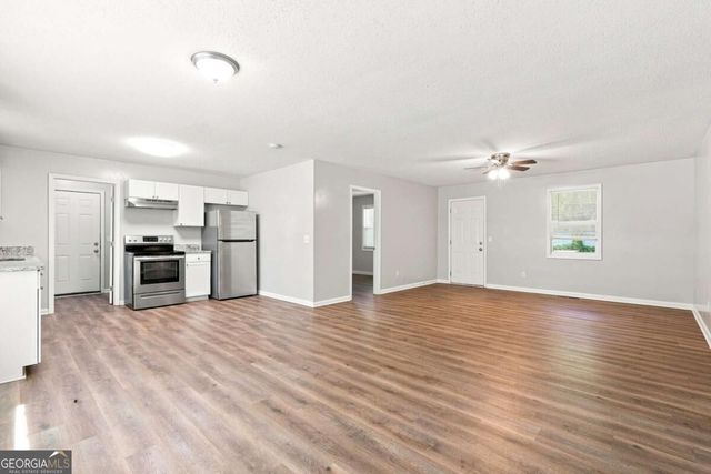715 W Creek Circle, Monroe, GA 30655