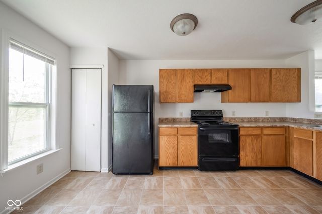 406 Warrior Court, Sheridan, IN 46069
