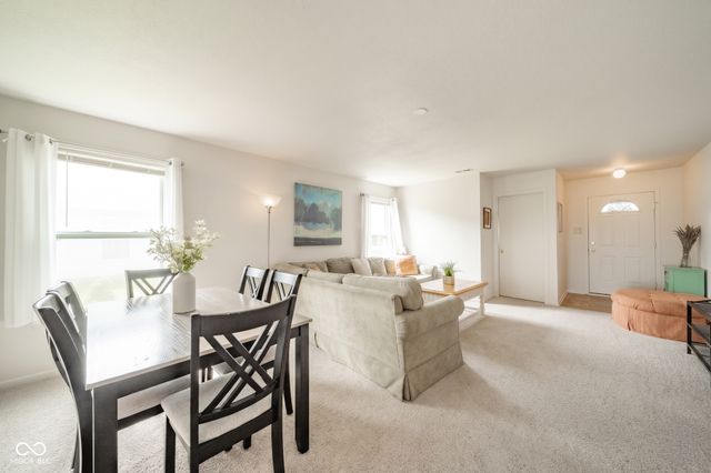 406 Warrior Court, Sheridan, IN 46069