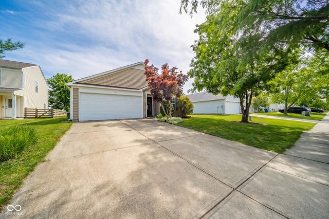 406 Warrior Court, Sheridan, IN 46069