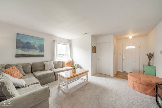 406 Warrior Court, Sheridan, IN 46069