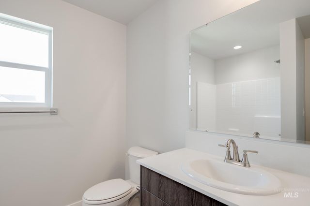 13724 Nisene Ct, Caldwell, ID 83607