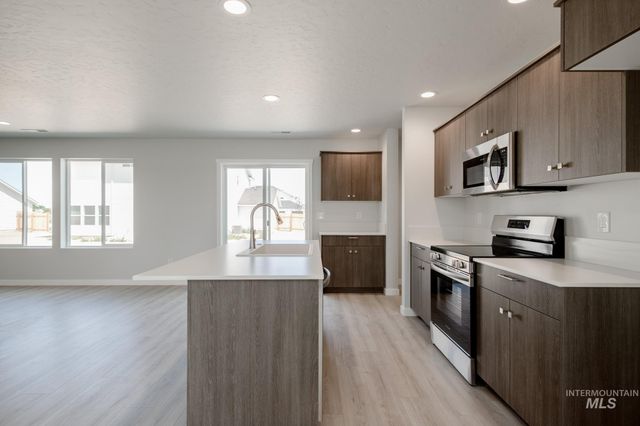 13724 Nisene Ct, Caldwell, ID 83607