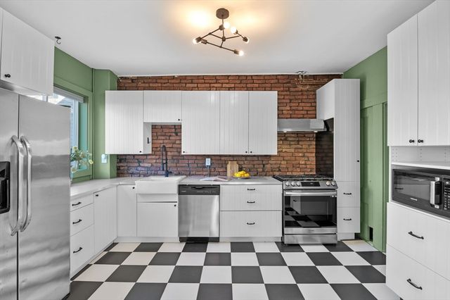 27 Riverdale St 27, Boston, MA 02134