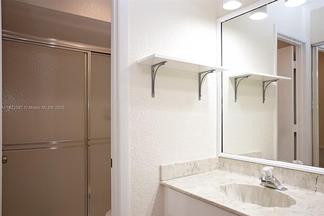 1361 Cottonwood Cir, Weston, FL 33326