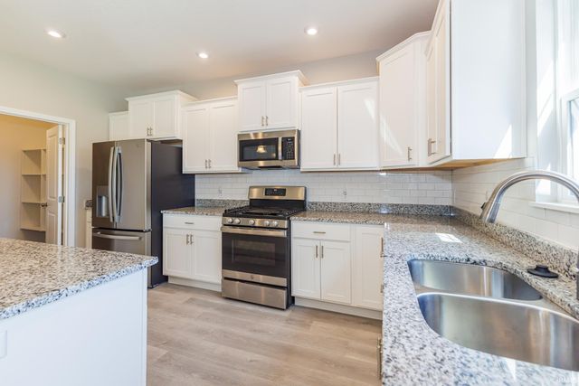 11720 Fazio Drive, Fort Wayne, IN 46818