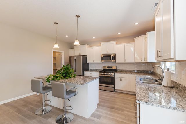 11720 Fazio Drive, Fort Wayne, IN 46818
