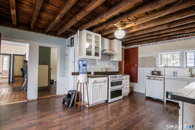 38 Canterbury Road, Brooklyn, CT 06234