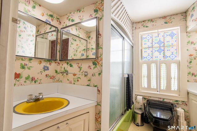 38 Canterbury Road, Brooklyn, CT 06234