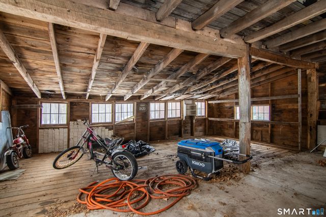 38 Canterbury Road, Brooklyn, CT 06234