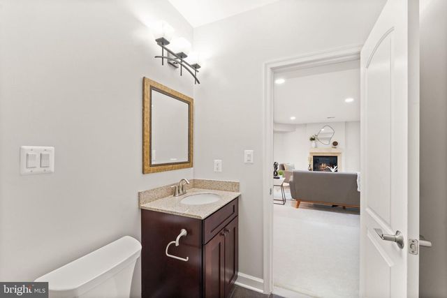 3906 ESTEL RD, Fairfax, VA 22031