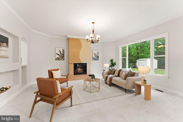 3906 ESTEL RD, Fairfax, VA 22031