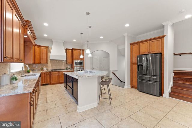 3906 ESTEL RD, Fairfax, VA 22031
