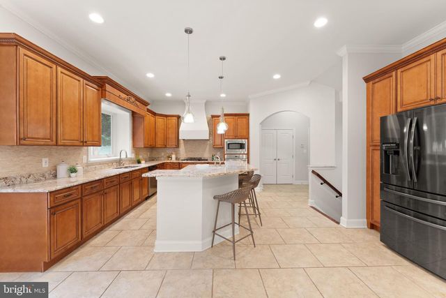 3906 ESTEL RD, Fairfax, VA 22031