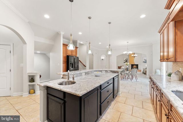 3906 ESTEL RD, Fairfax, VA 22031