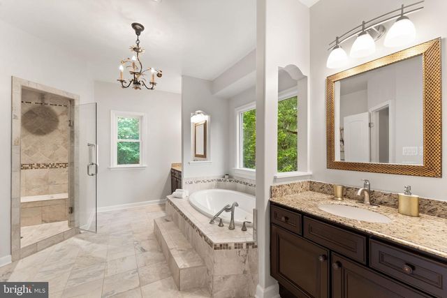 3906 ESTEL RD, Fairfax, VA 22031