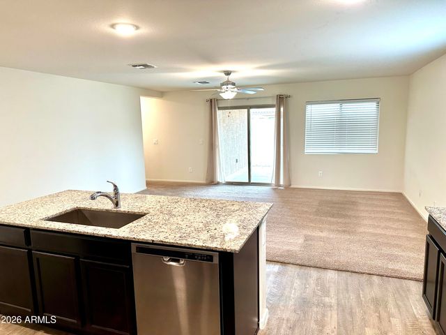 1556 E DEMAIN Drive, Casa Grande, AZ 85122