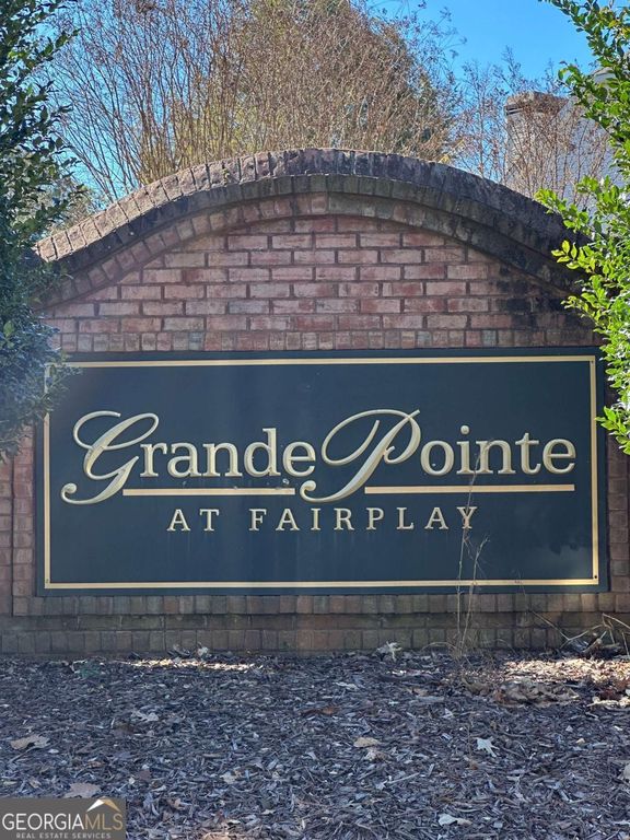 9590 Grande Drive, Winston, GA 30187