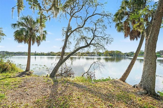 7218 E BANK DRIVE 205, Tampa, FL 33617