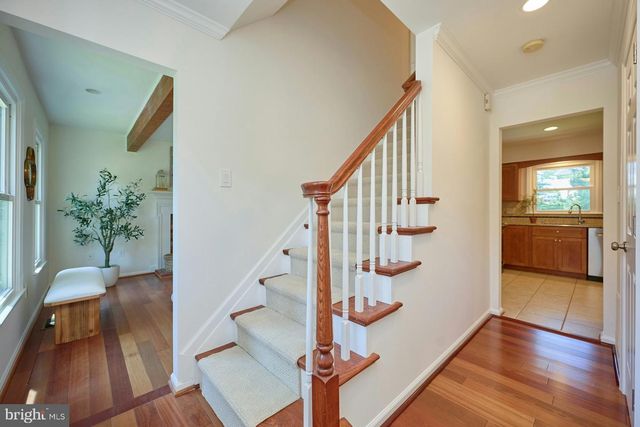 5631 FORT CORLORAN DR, Burke, VA 22015