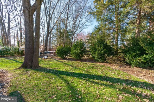 5631 FORT CORLORAN DR, Burke, VA 22015