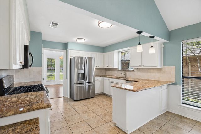 3129 Luallen Drive, Carrollton, TX 75007