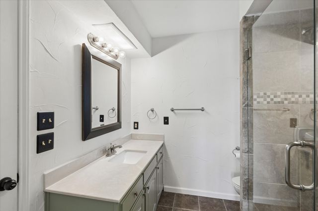 3129 Luallen Drive, Carrollton, TX 75007