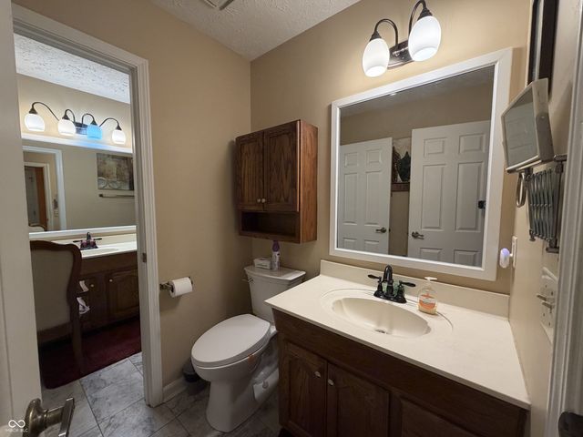 159 President Trail E, Indianapolis, IN 46229