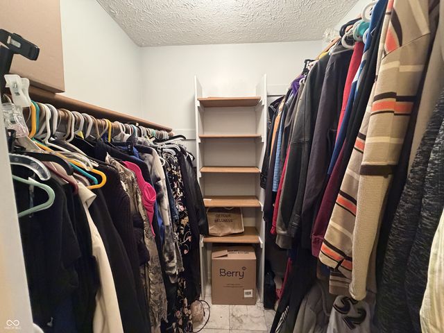 159 President Trail E, Indianapolis, IN 46229