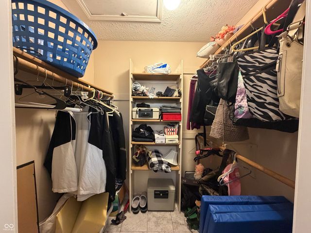 159 President Trail E, Indianapolis, IN 46229