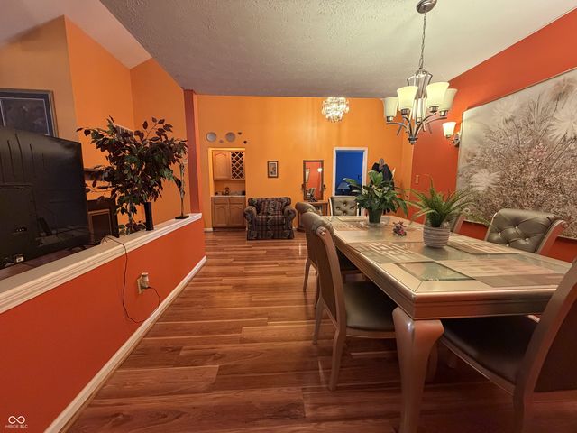 159 President Trail E, Indianapolis, IN 46229