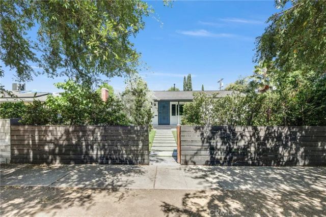 6512 Coldwater Canyon Avenue, Valley Glen, CA 91606