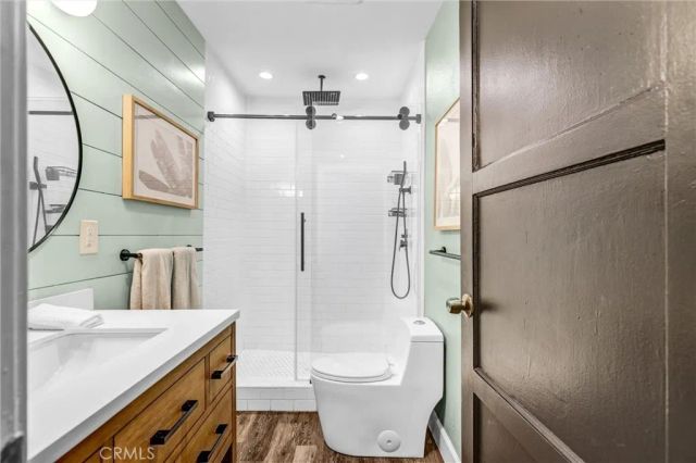 6512 Coldwater Canyon Avenue, Valley Glen, CA 91606