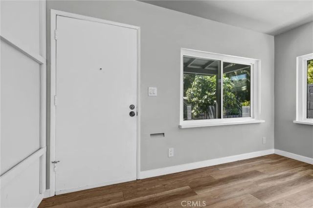 6512 Coldwater Canyon Avenue, Valley Glen, CA 91606