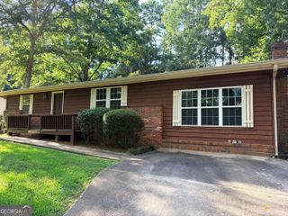 861 Eva Kennedy Road, Suwanee, GA 30024