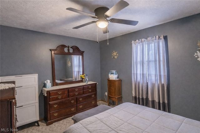 814 W 4th Street, Williamstown, WV 26187