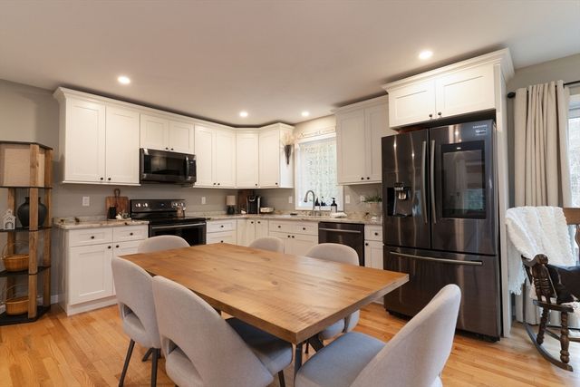 1 Leno Rd, Holland, MA 01521