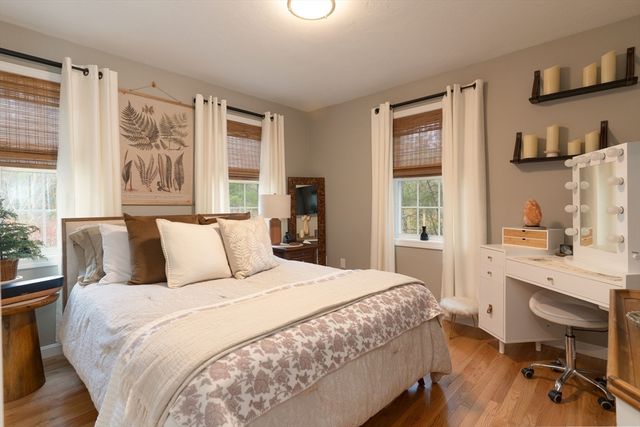 1 Leno Rd, Holland, MA 01521